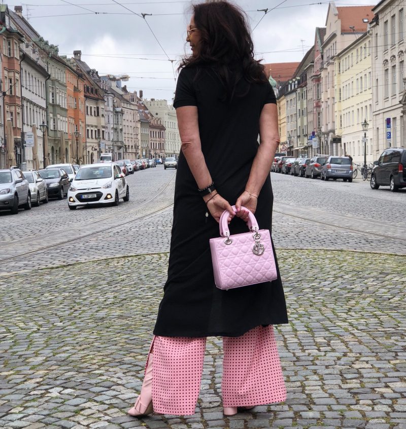 Pink Zara pants with polka dots, Zara Top, Dior Bag, Asos Boots, Chloe Sunglasses, Style for Ladies, ageless fashion, bestage, mystyle, fashionblogger, Fashionblog Augsburg, Bekleidung, Modeblogger, streetchic, streetstyle