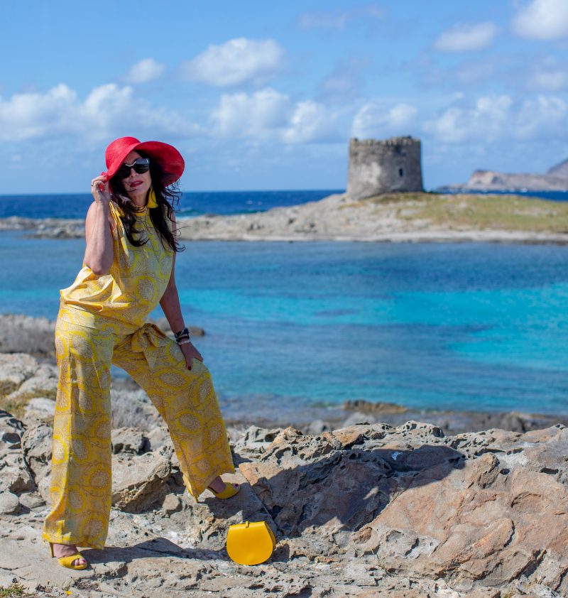 Paisley in yellow, suit, Ana Alcazar, beach wear, summerlook, italian fashion, style for ladies, summerstyle, ,palazzo pants, Damenmode, Fashionblog Augsburg, over 50, over50woman, summer2019, trends, fashionblogger, 50plus, eyewearfashion, designerwear, Isabella Lorusso shoes, cochastyle