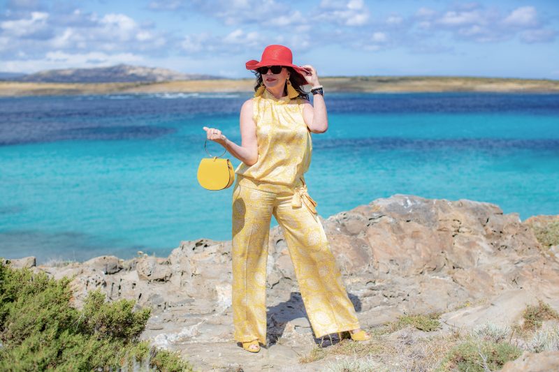 Paisley in yellow, suit, Ana Alcazar, beach wear, summerlook, italian fashion, style for ladies, summerstyle, ,palazzo pants, Damenmode, Fashionblog Augsburg, over 50, over50woman, summer2019, trends, fashionblogger, 50plus, eyewearfashion, designerwear, Isabella Lorusso shoes, cochastyle