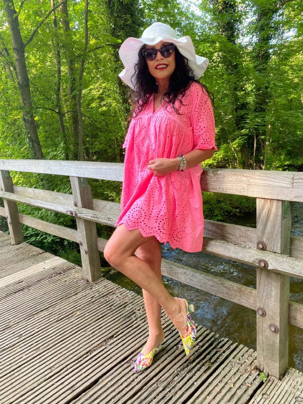Candy Color, Dress Made in Italy, Shoes RAS, Shades Caroline Abram Paris, Ring Wempe, Bag Cult Gaia, Fashion for Ladies, Summerlook, Colorsplash, Style, Hatlover, Shoes, Fashionblog Augsburg, bestage, over50, ageless fashion, ageless look, cochastyle