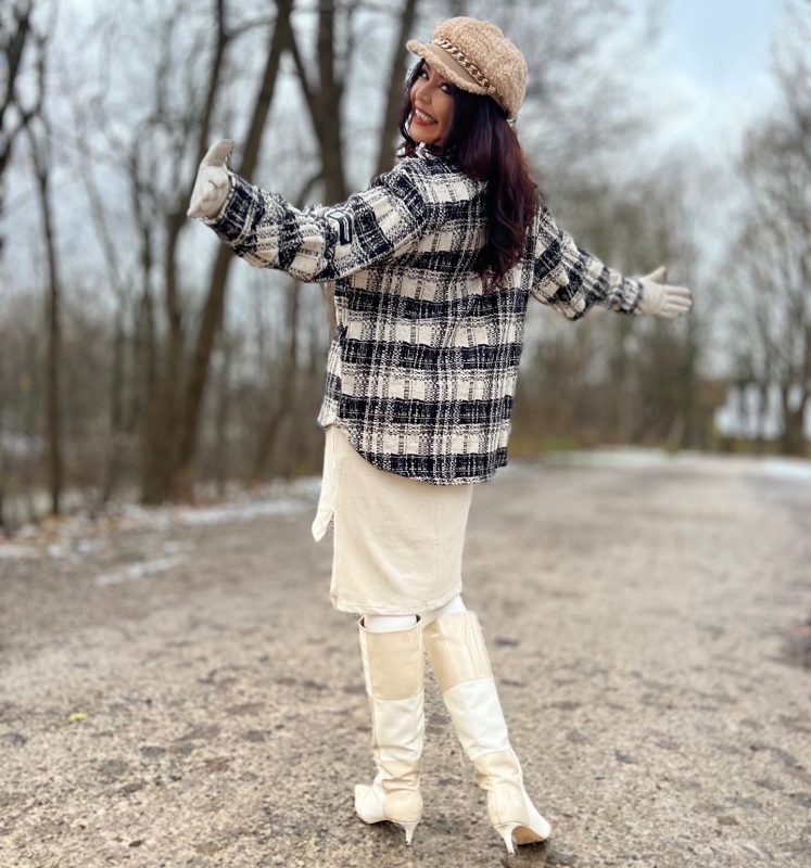 Cotton Candy, coat, fake fur, creme de la creme, offwhite, mystyle, KatMaconie boots, winterlook, streetstyle, winteroutfit, cosy, warm, stylish look, fancy style, Fashionblog Augsburg, cochastyle, ageless fashion, ageless style